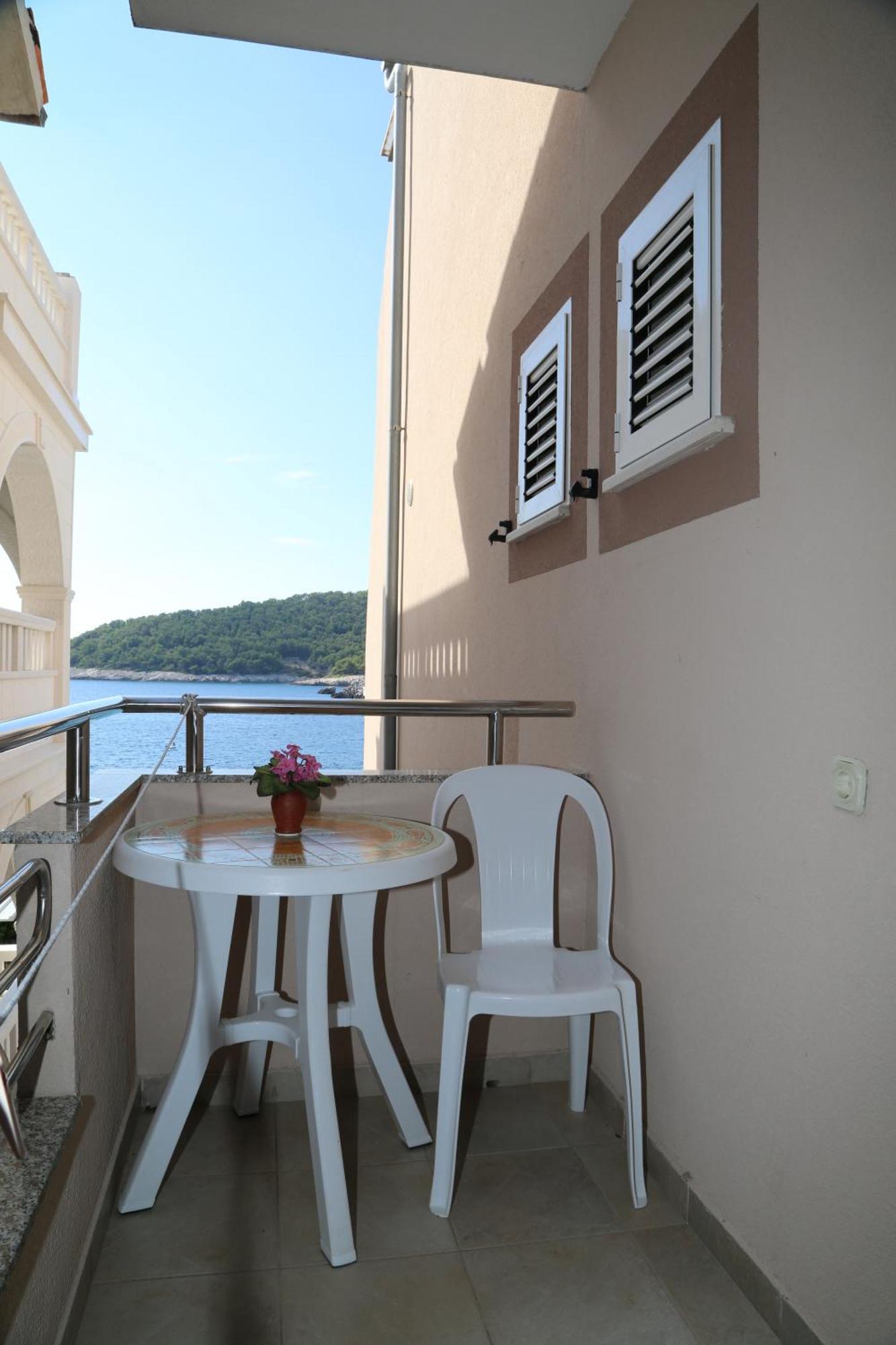 Apartments Dragica Milna  Zimmer foto