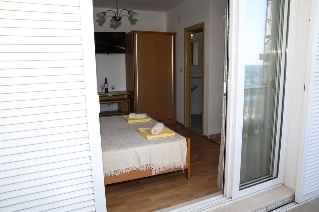 Apartments Dragica Milna  Exterior foto